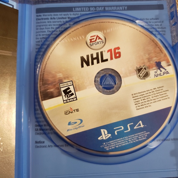 PS4 NHL 16 - Picture 3 of 3